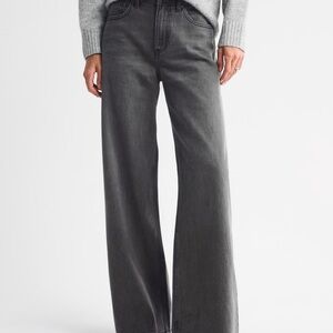 Abercrombie & Fitch The Loose High Rise Jeans